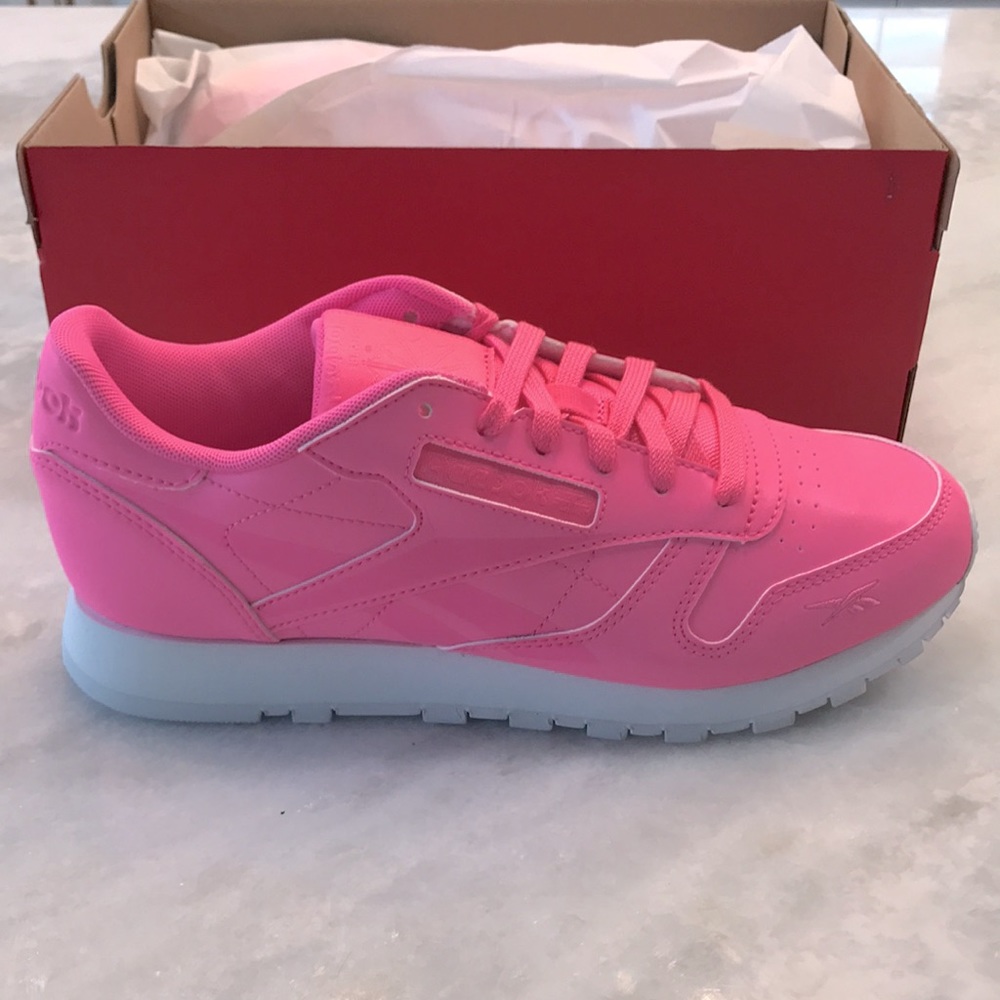 NWT Reebok Running Sneakers Pink Size 7.5